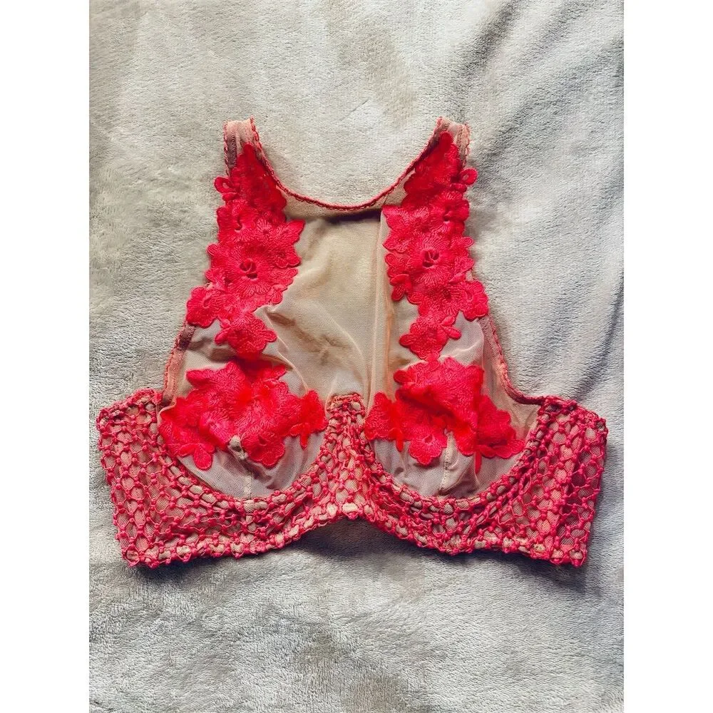 Victoria's Secret Dream Angels Pink Lace Bralette M Floral Embroidery‎
